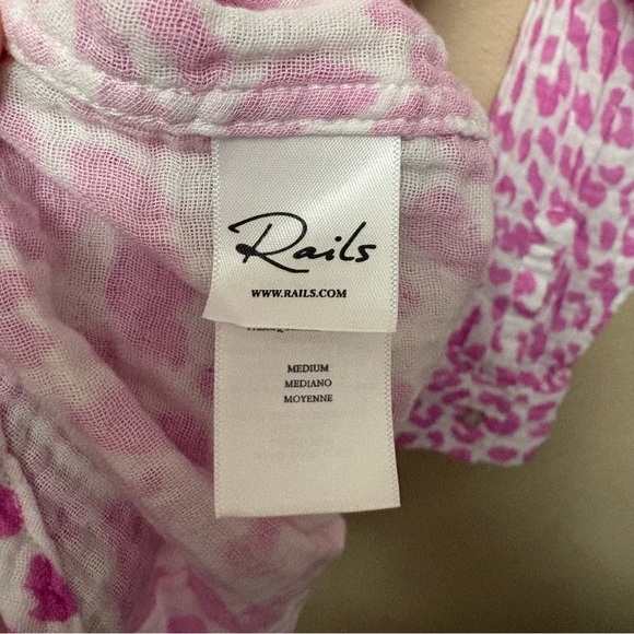 Rails Ellis Fuchsia Jaguar Button Up Cotton Gauze Top Pink White Size Medium - Picture 12 of 13